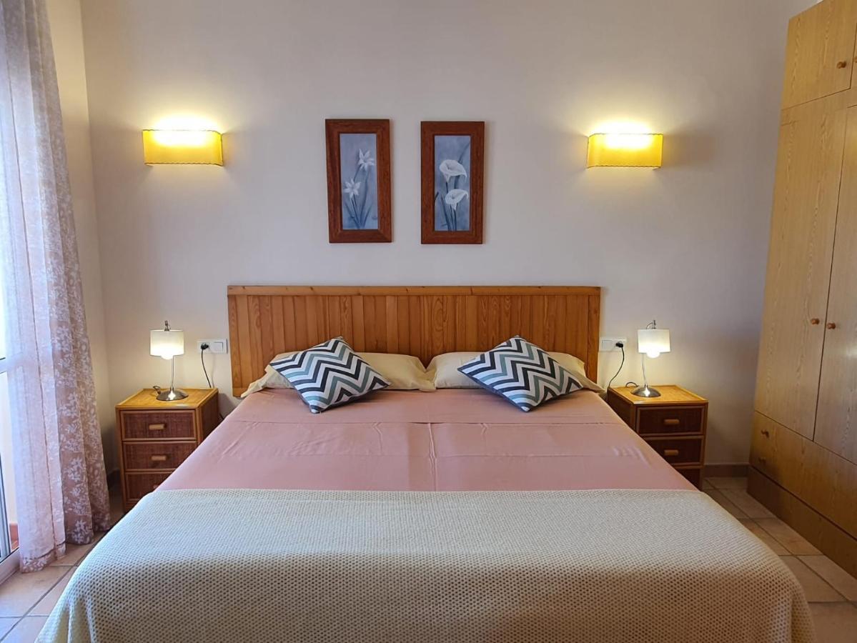 Carabeo 2000 2.3 Apartment Нерха Екстериор снимка